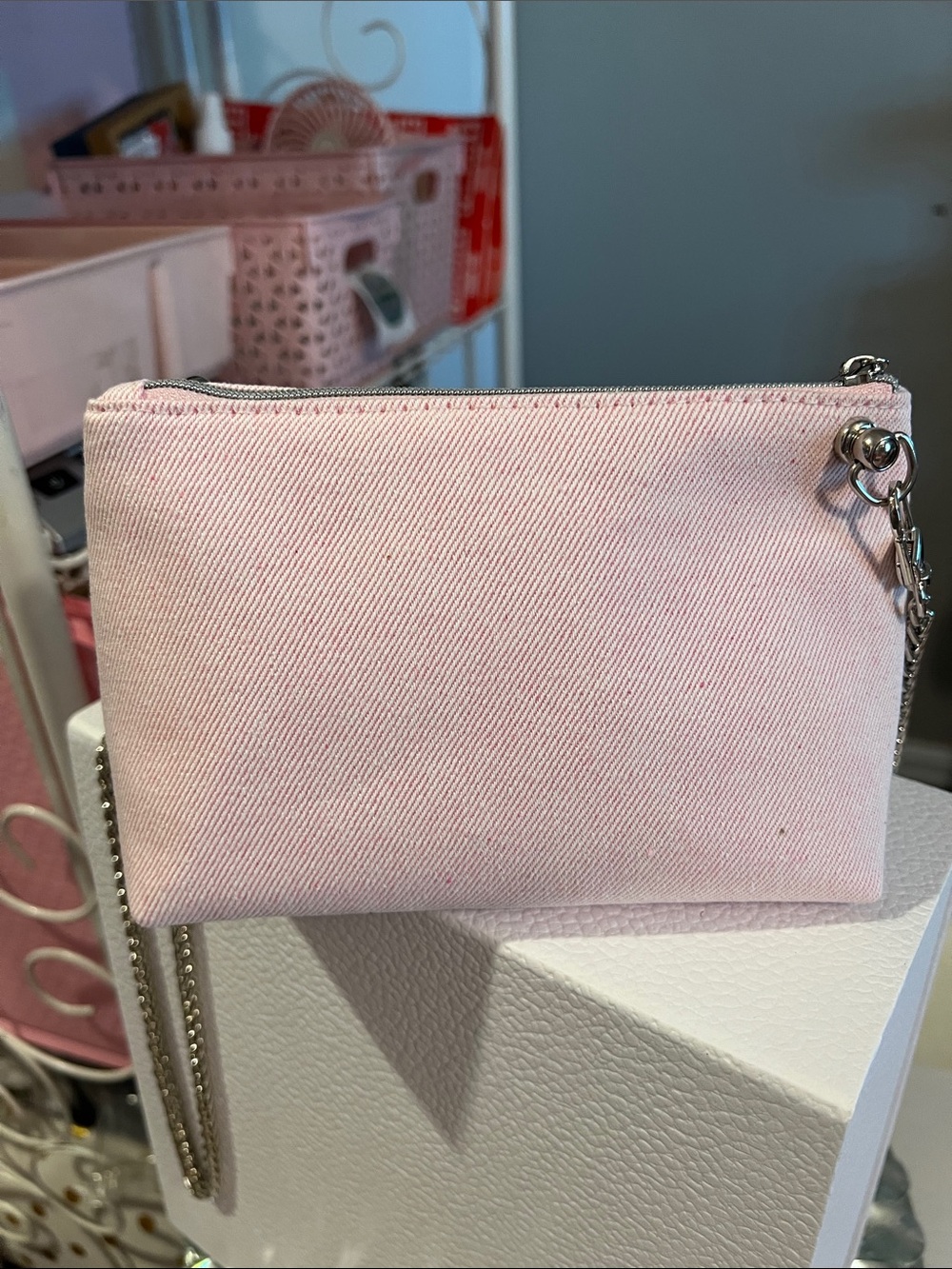 Dior Light Pink Bow Mini Bag with Adjustable Silver Chain - Picture 4 of 9